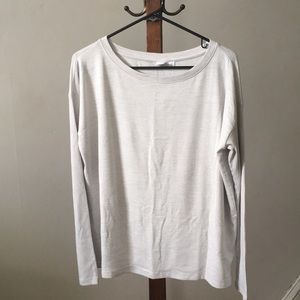Lightweight sweater NWT